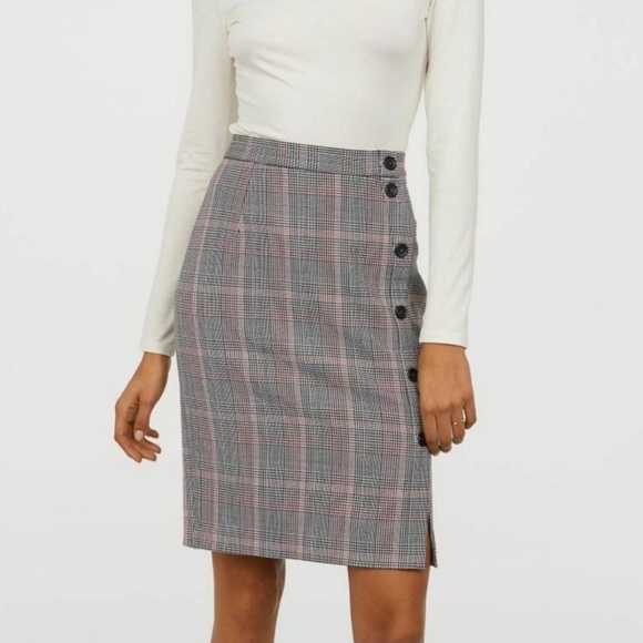 H&M Knee-length Houndstooth Skirt in Size 2 - Picture 1 of 6